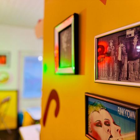 Le Cap 80 , La Suite Des Nostalgiques Chez Ivona Vacances غوجان-ميستراس المظهر الخارجي الصورة